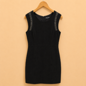 Robe de soirée noire ZePeline à détails œillets